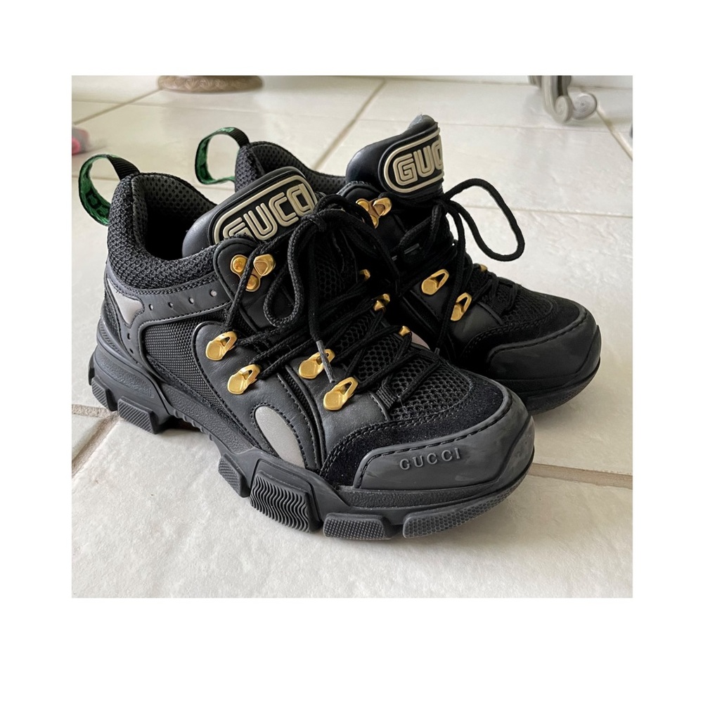 Gucci flashtrek sneakers in sega black